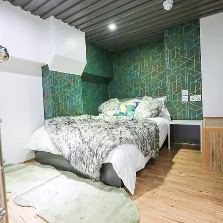 A103 Cosy City Loft Ковентри Экстерьер фото